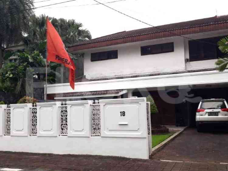 Dijual Rumah 5 BR, Luas 500 m2 di Jl. Lombok, Menteng 1