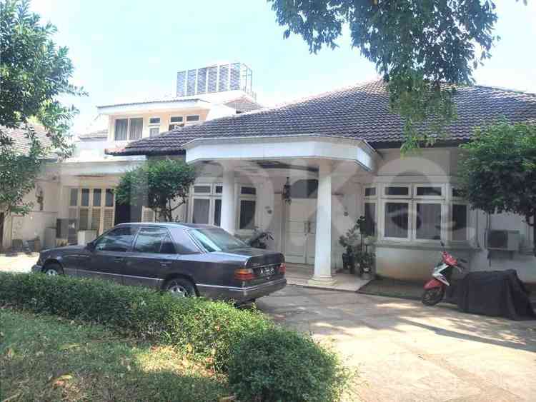 600 sqm, 7 BR house for sale in Jl. Teuku Umar, Menteng 1