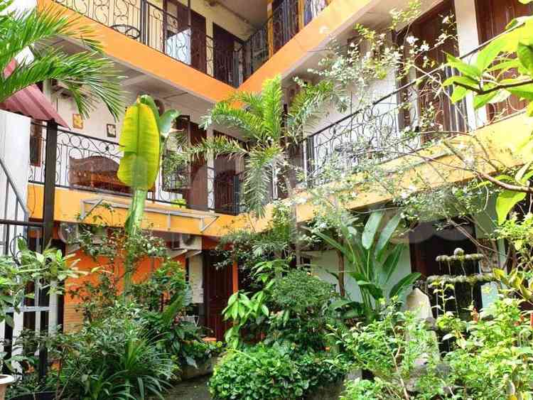 800 sqm, 5 BR house for sale in Jl. Yusuf Adiwinata, Menteng 2