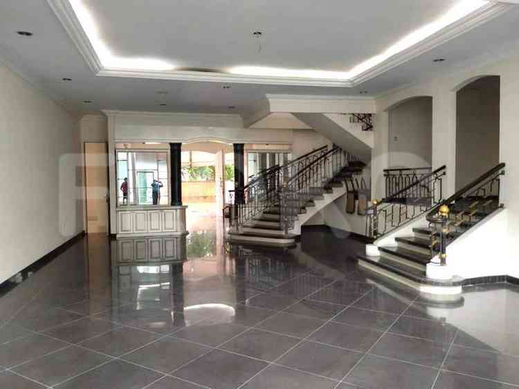 Dijual Rumah 8 BR, Luas 640 m2 di Jl. Menteng Raya, Menteng 10