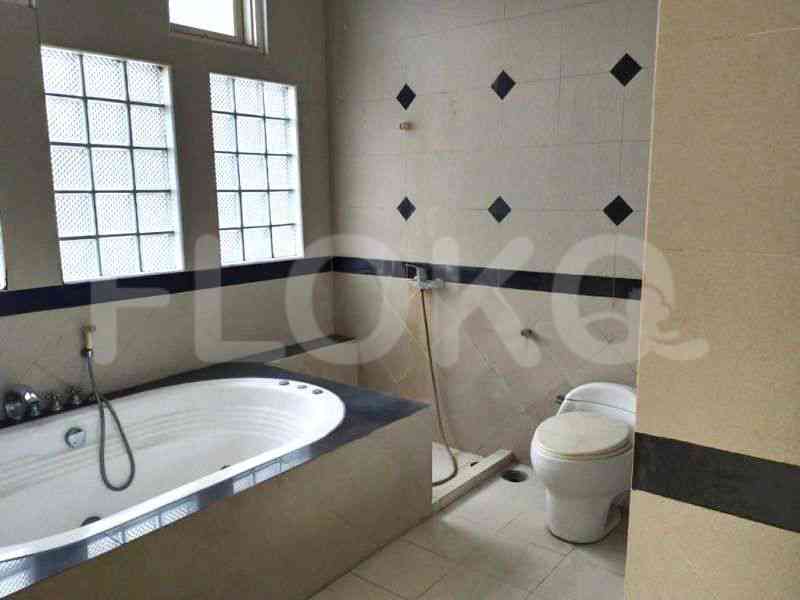 640 sqm, 8 BR house for sale in Jl. Menteng Raya, Menteng 7