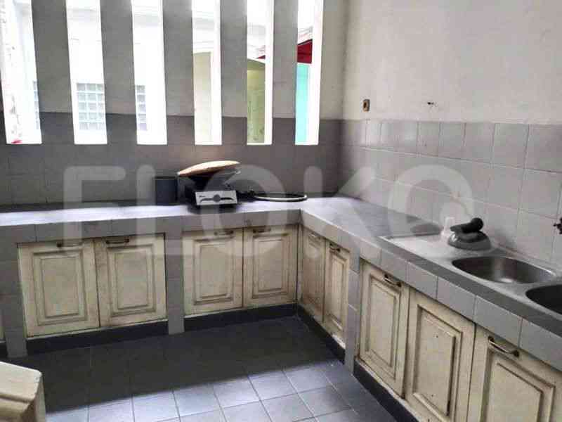 Dijual Rumah 8 BR, Luas 640 m2 di Jl. Menteng Raya, Menteng 1