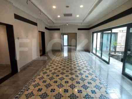 600 sqm, 4 BR house for sale in Jl. H. Agus Salim, Menteng 10