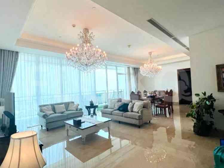 319 sqm, 15th floor, 4 BR apartment for sale in Kebayoran Baru 2