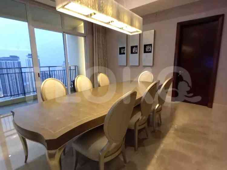 381 sqm, 30th floor, 5 BR apartment for sale in Kebayoran Baru 6