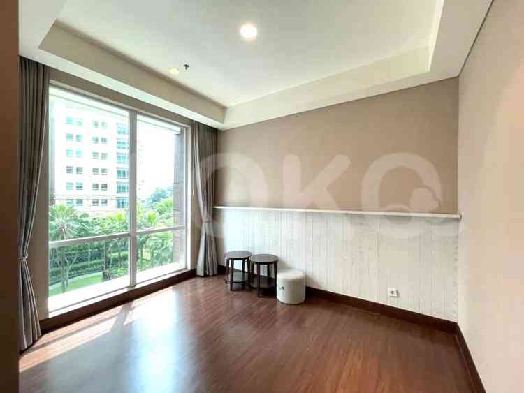 385 sqm, 10th floor, 4 BR apartment for sale in Kebayoran Baru 9