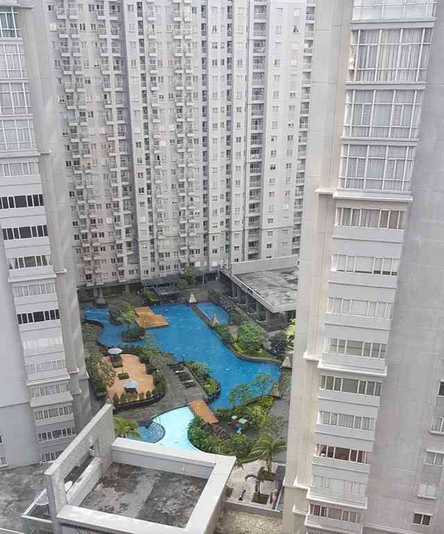 Sewa Apartemen Mediterania Garden Residence 1