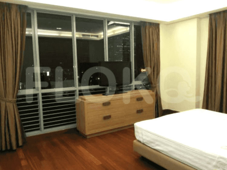 Dijual Apartemen 3 BR, Lantai 10, Luas 243 m2 di Tanah Abang 2