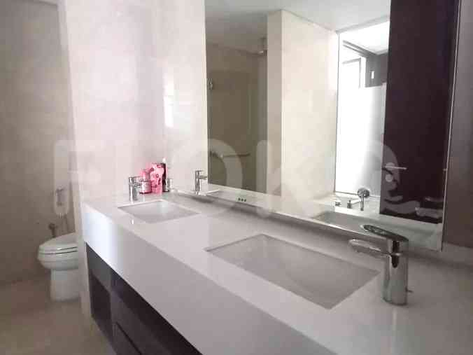 Dijual Apartemen 3 BR, Lantai 31, Luas 151 m2 di Tanah Abang 10