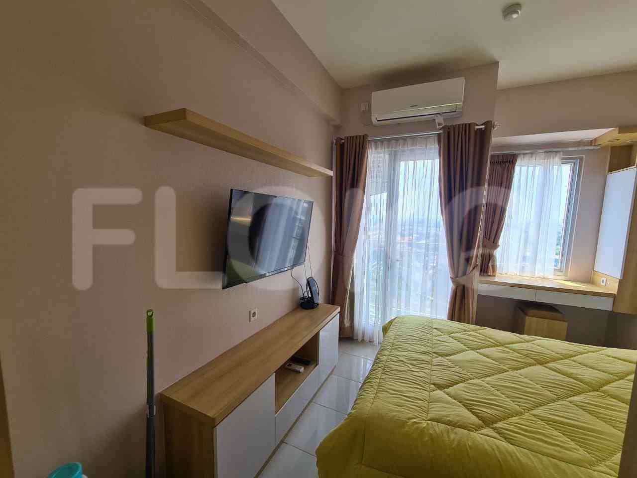 Tipe 1 Kamar Tidur di Lantai 15 untuk disewakan di Emerald Residence Apartemen - fbi590 1