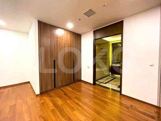 Dijual Apartemen 5 BR, Lantai 25, Luas 592 m2 di Sudirman 4