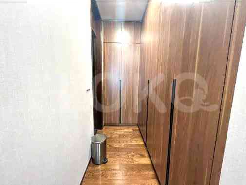 Dijual Apartemen 3 BR, Lantai 8, Luas 217 m2 di Sudirman 4