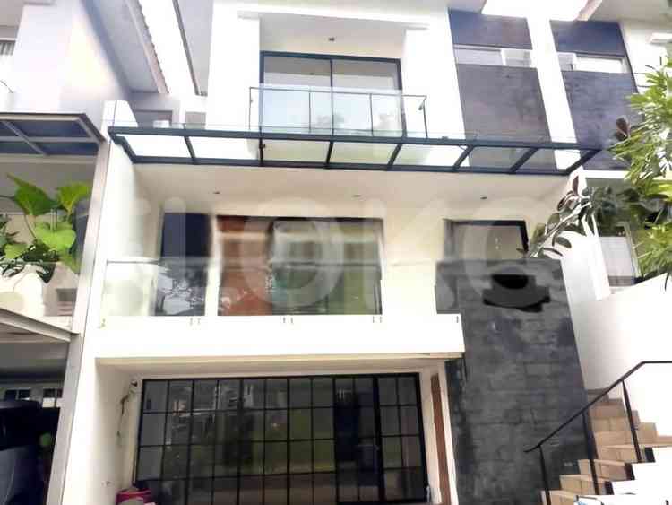 Disewakan Rumah 3 BR, Luas 264 m2 di Cinere, Cinere 1