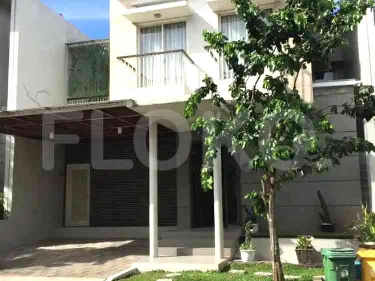 Disewakan Rumah 4 BR, Luas 180 m2 di Serenia Hills, Lebak Bulus 1