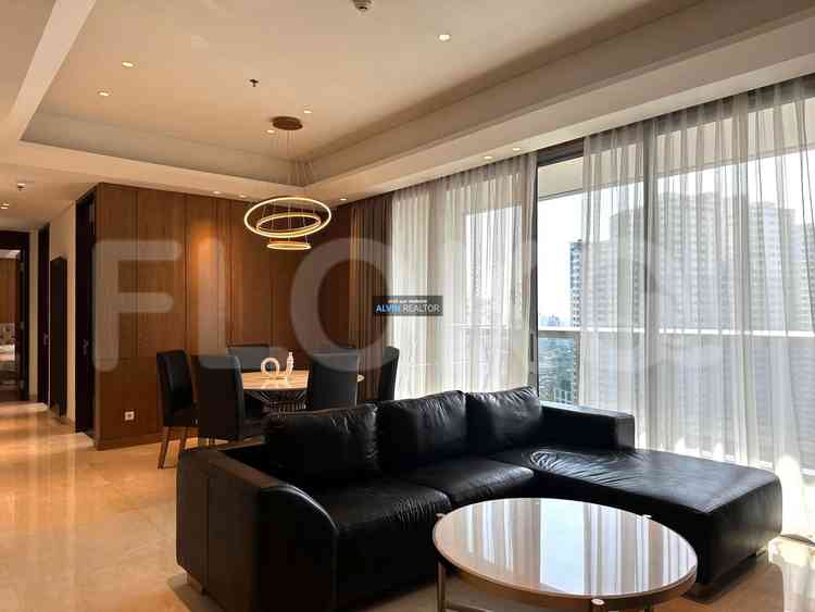 Dijual Apartemen 3 BR, Lantai 25, Luas 177 m2 di Sudirman 2