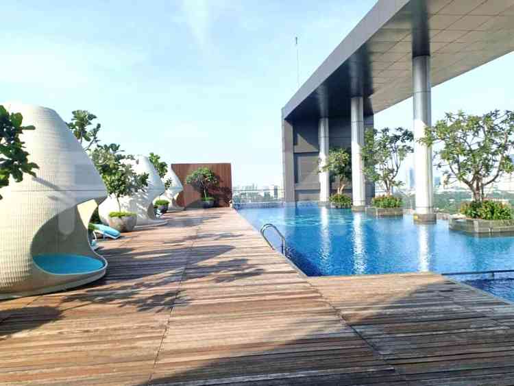 146 sqm, 1st floor, 4 BR apartment for sale in Senayan 1