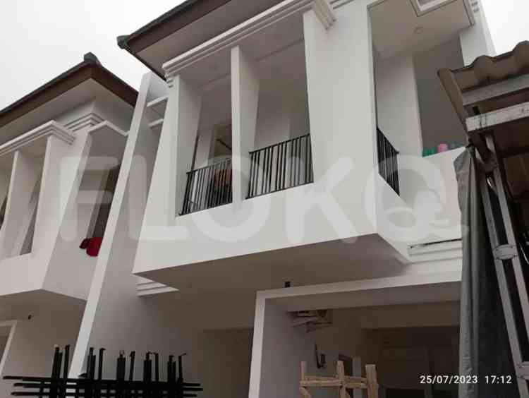 Disewakan Rumah 4 BR, Luas 205 m2 di Cilandak, Cilandak 2