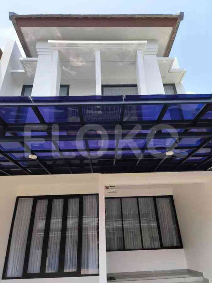 Disewakan Rumah 4 BR, Luas 205 m2 di Cilandak, Cilandak 1