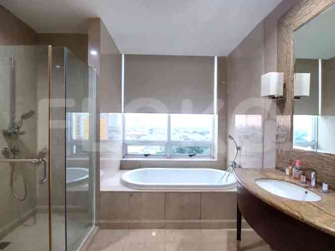 Dijual Apartemen 2 BR, Lantai 9, Luas 153 m2 di Gandaria 8