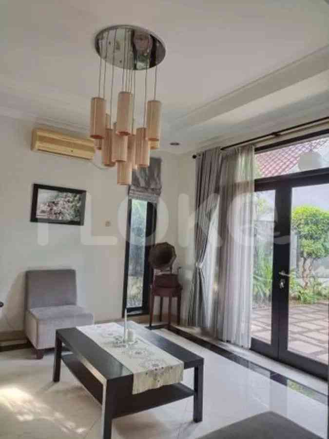 Disewakan Rumah 4 BR, Luas 300 m2 di RSPP Cilandak, Cilandak 4