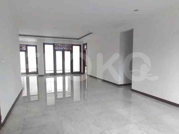 1509 sqm, 9 BR house for rent in Jl Patra Kuningan, Mega Kuningan 4