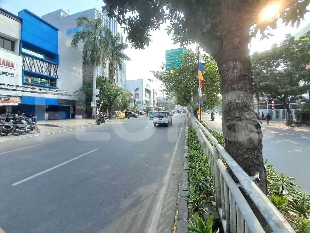 Dijual Ruko Luas 105 m2 di Samanhudi, Pasar Baru 3