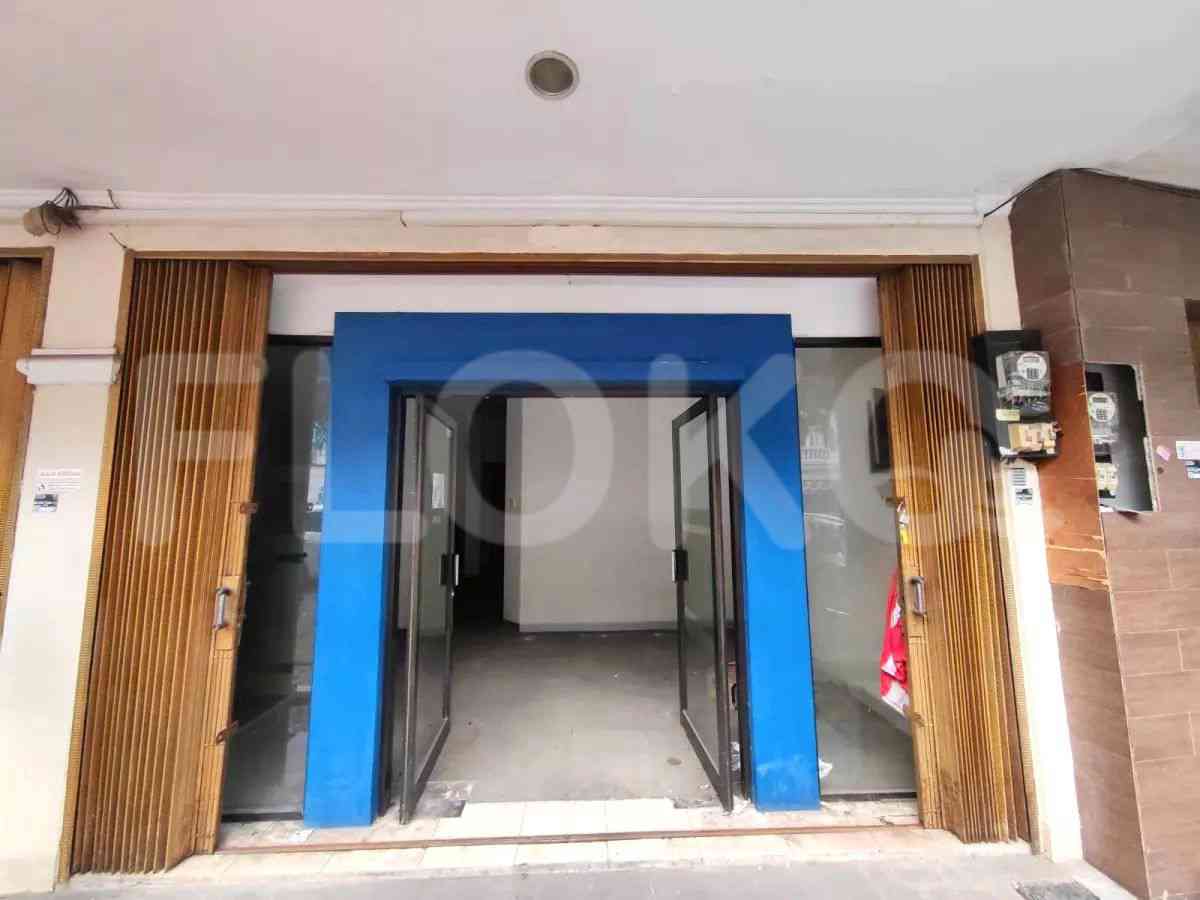 60 sqm, shophouse for rent in Dr Soepomo, Tebet 1