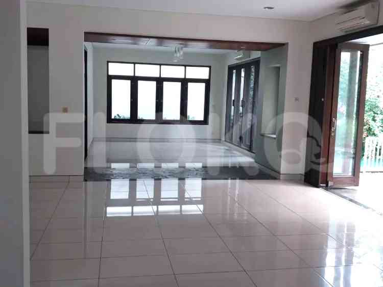 400 sqm, 4 BR house for rent in Jl. Jaya Mandala, Mega Kuningan 10