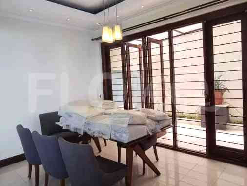 Disewakan Rumah 5 BR, Luas 650 m2 di Jl. Denpasar, Mega Kuningan 14