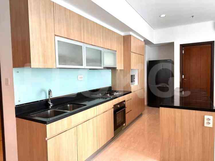 Dijual Apartemen 3 BR, Lantai 27, Luas 135 m2 di Kuningan 1