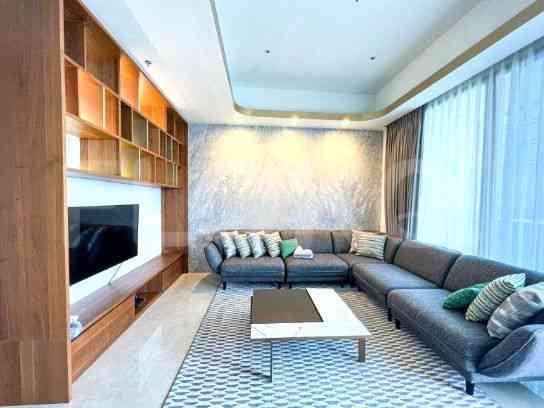 Dijual Apartemen 3 BR, Lantai 24, Luas 217 m2 di Sudirman 1