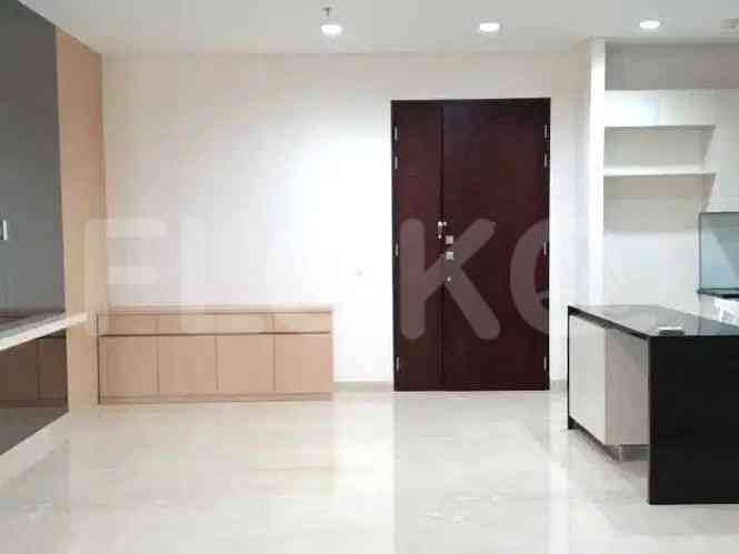 Dijual Apartemen 4 BR, Lantai 5, Luas 146 m2 di Senayan 4