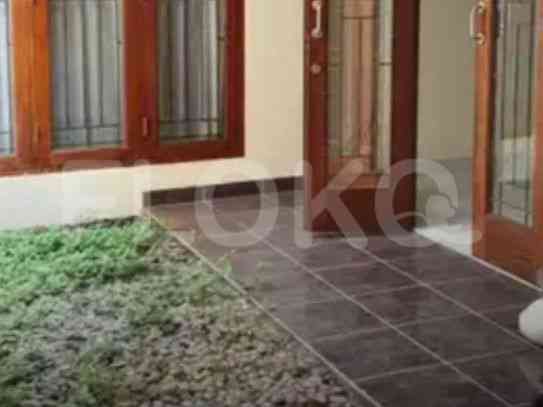 Disewakan Rumah 3 BR, Luas 150 m2 di Komplek Mega Cinere, Cinere 11