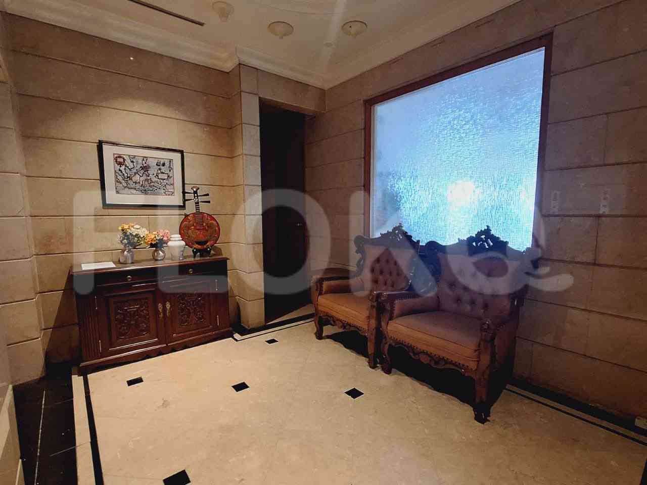 323 sqm, 27th floor, 3 BR apartment for sale in Setiabudi 15