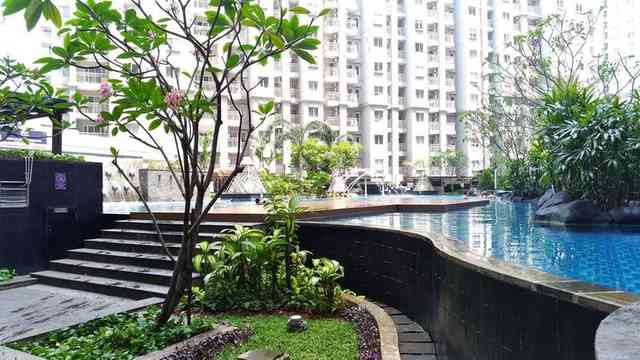 Sewa Apartemen Royal Mediterania Garden Residence