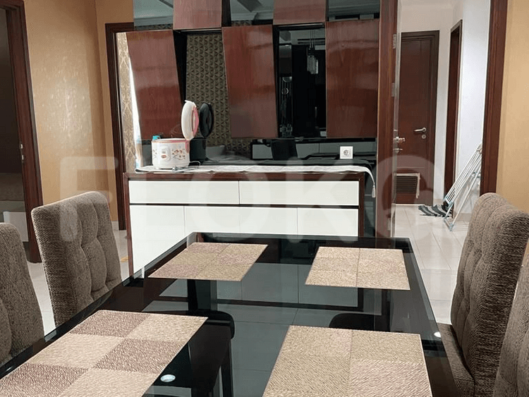 2 Bedroom on 15th Floor for Rent in Kuningan City (Denpasar Residence) - fku506 3