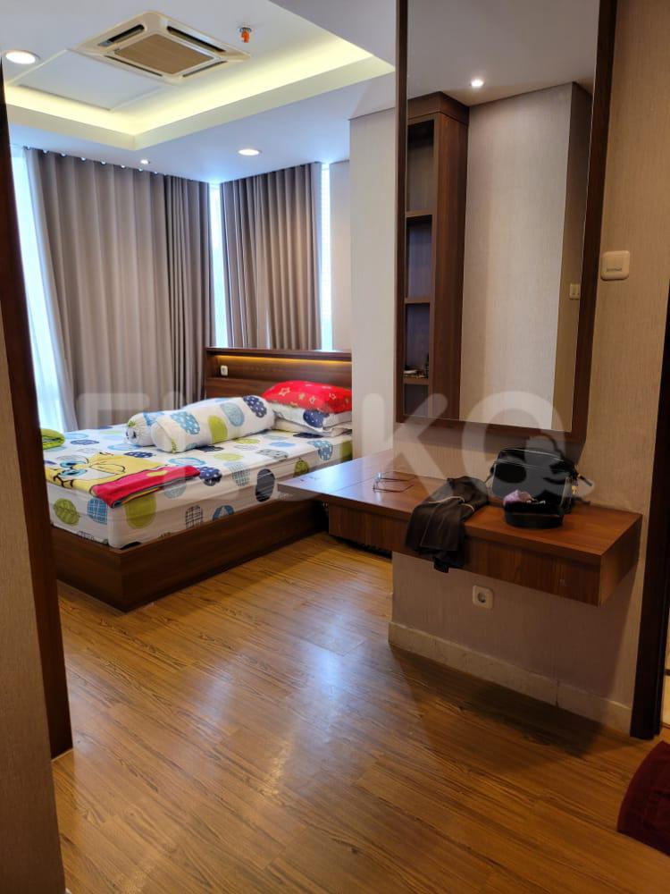 Tipe 3 Kamar Tidur di Lantai 21 untuk disewakan di The Grove Apartemen - fku011 3