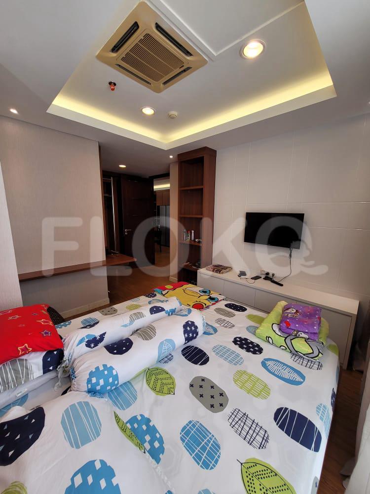 Tipe 3 Kamar Tidur di Lantai 21 untuk disewakan di The Grove Apartemen - fku011 2