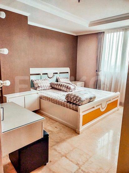 Tipe 4 Kamar Tidur di Lantai 25 untuk disewakan di Puri Imperium Apartemen - fku1af 5