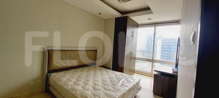 Tipe 2 Kamar Tidur di Lantai 10 untuk disewakan di The Grove Apartemen - fkud44 2