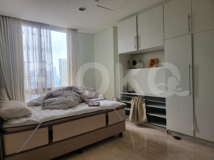 Tipe 3 Kamar Tidur di Lantai 30 untuk disewakan di The Grove Apartemen - fku8cf 3