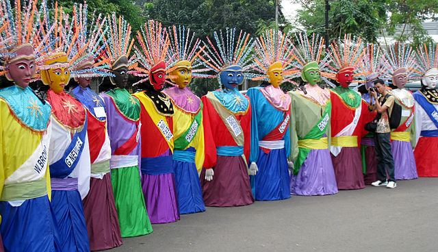 Ondel-ondel, boneka raksasa Jakarta